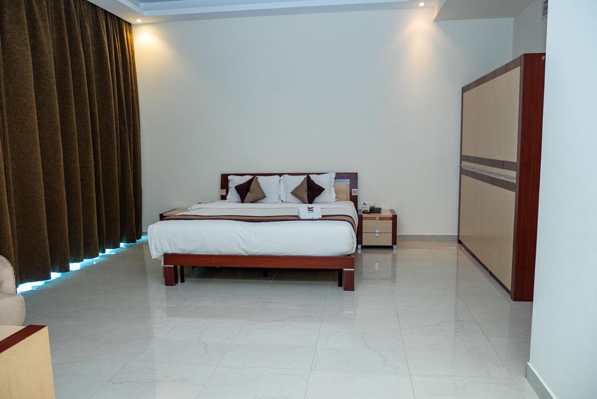 เอ็กเซลซิเออร์ ลักชัวรี อพาร์ตเมนต์ Aparthotel มานามา ภายนอก รูปภาพ