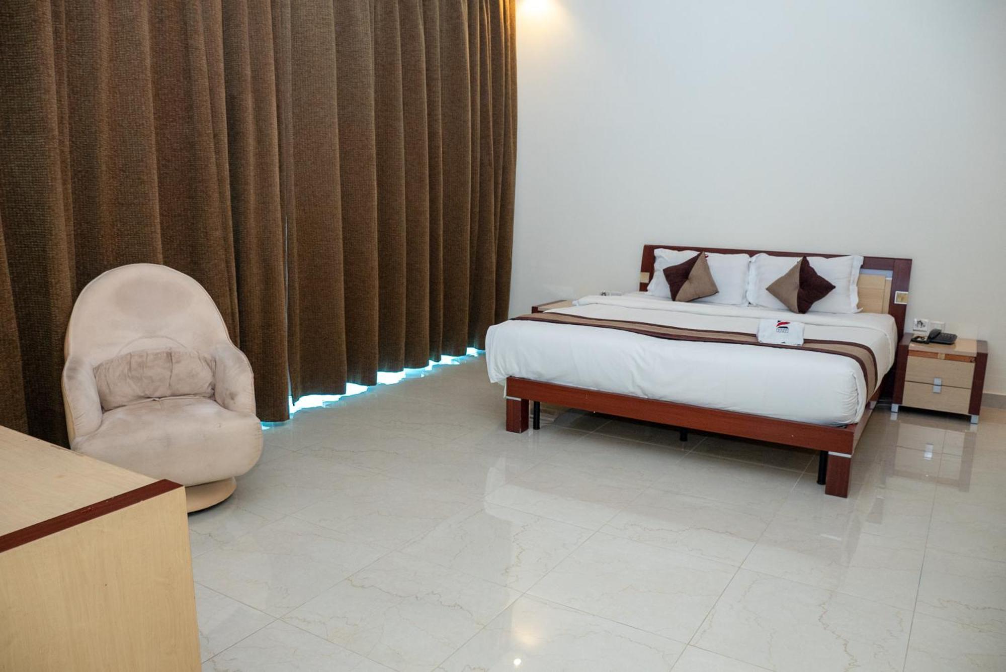 เอ็กเซลซิเออร์ ลักชัวรี อพาร์ตเมนต์ Aparthotel มานามา ภายนอก รูปภาพ